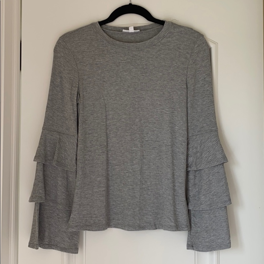 Bell sleeve top
